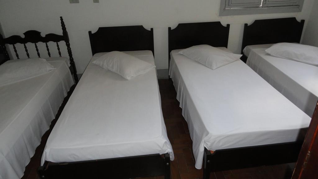 Hotel Aliança Barbacena Quarto foto