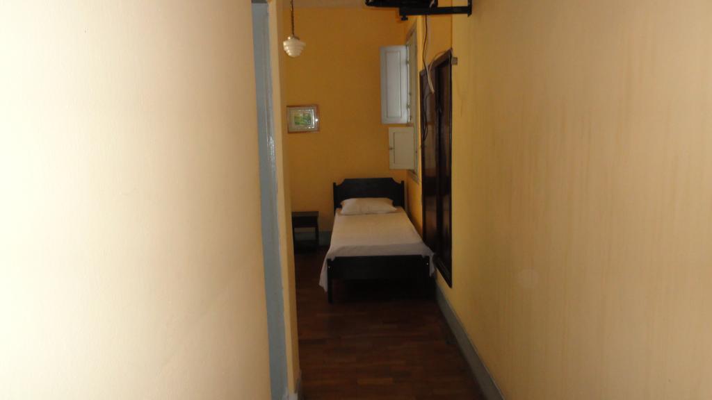 Hotel Aliança Barbacena Quarto foto